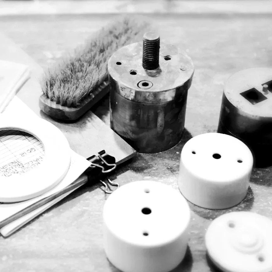 INTERRUPTORES DE PARED INTERMEDIOS DE CERÁMICA NEGRO NEGRO - Imagen 8